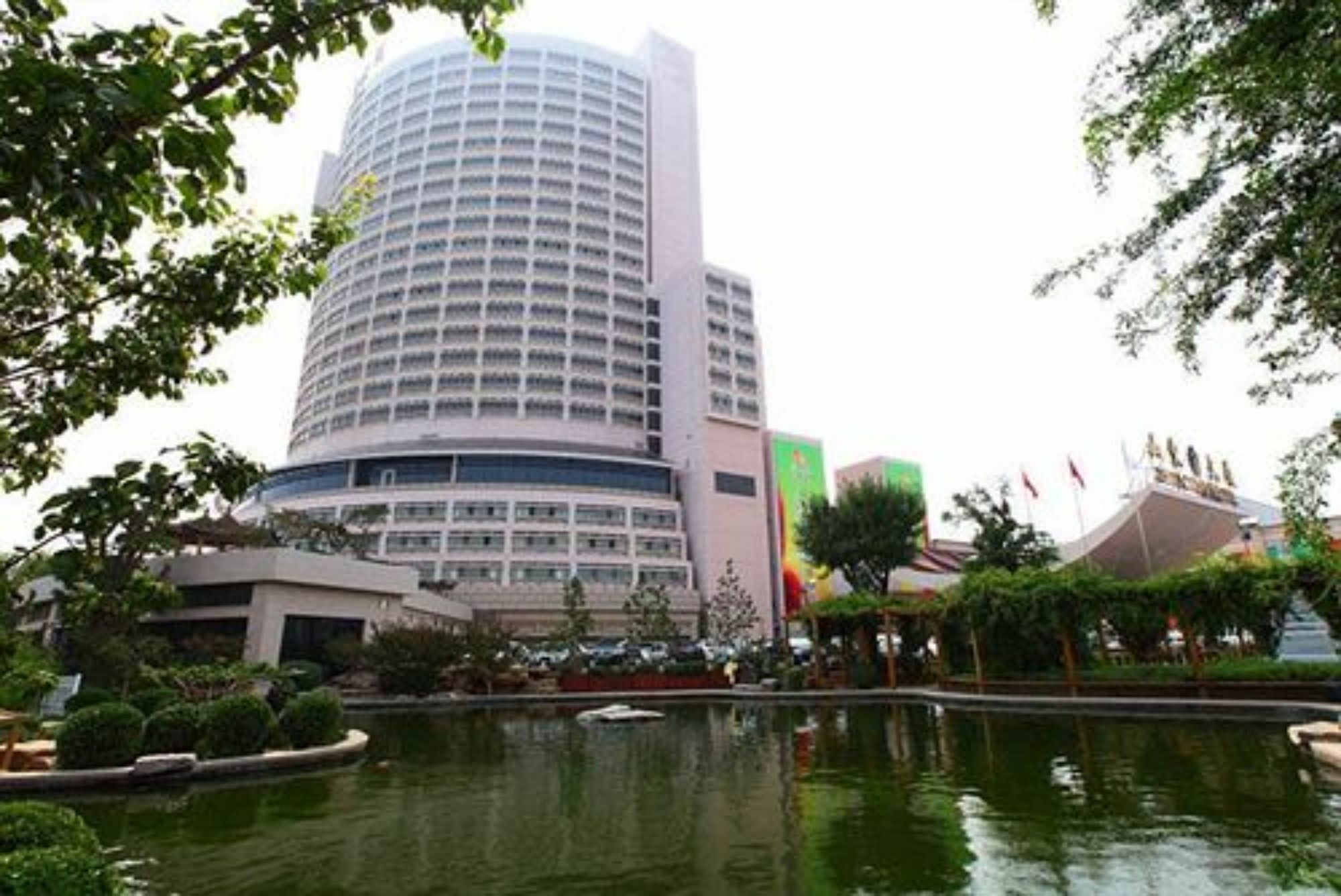 Shan Dong Hotel Jün-nan Exteriér fotografie